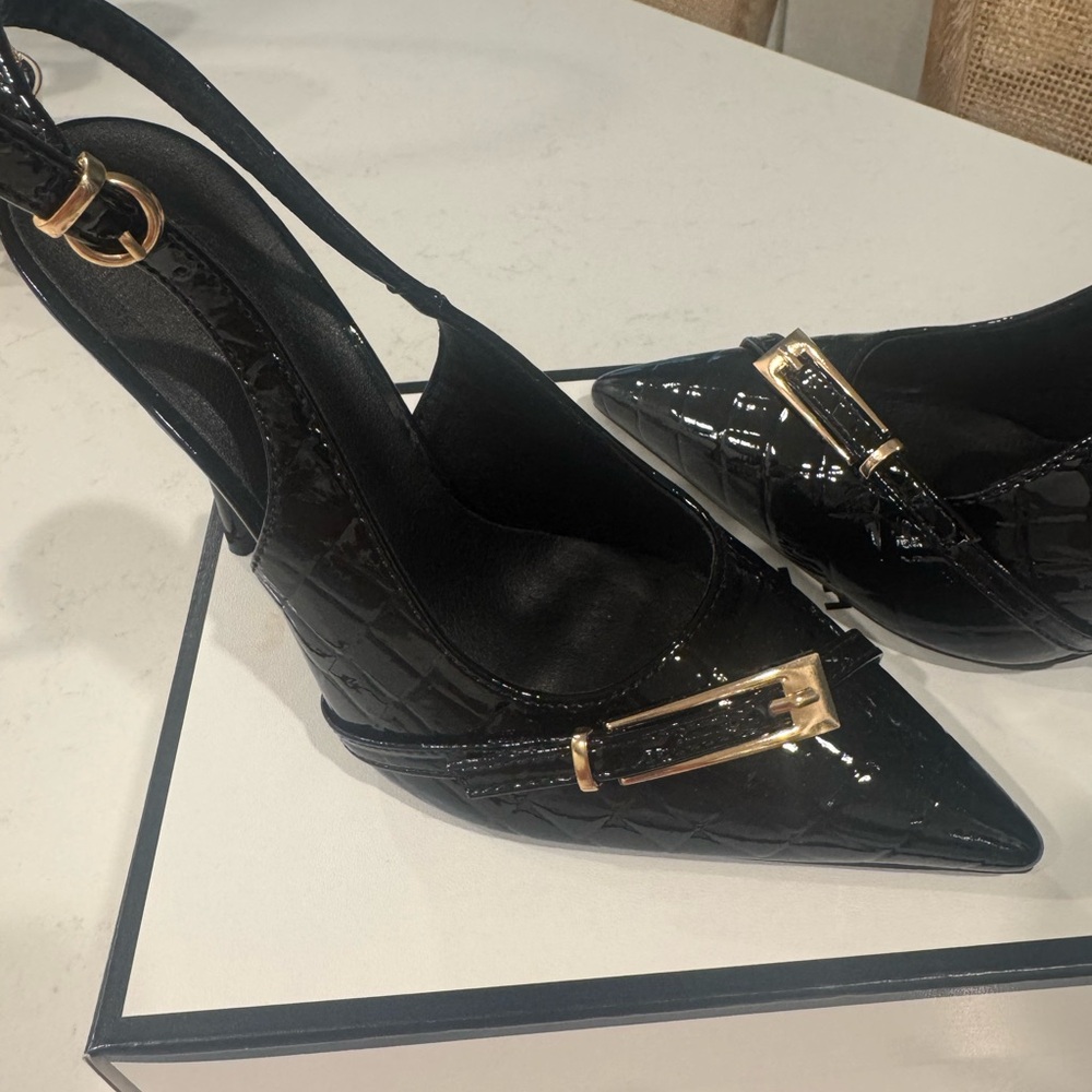 Elegant Black Slingback Heels
NWOT/ BRAND NEW - Picture 4 of 11